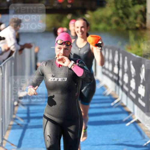 25.08.2024 - Elbe Triathlon Hamburg H.Heesch http://msf.ph/oto/6831234 25.08.2024 09:37:52 Schwimmen 457, 472, 488, 491, 500, 524, 538, 549 meine-sportfotos.de