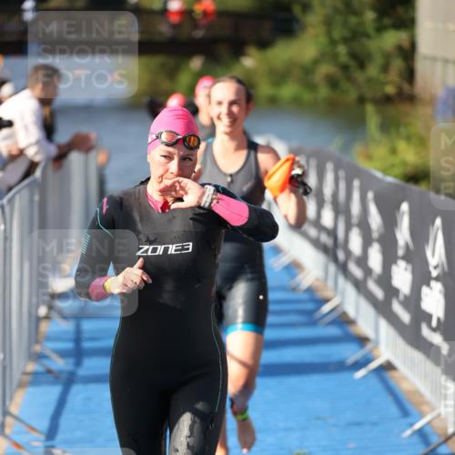 25.08.2024 - Elbe Triathlon Hamburg H.Heesch http://msf.ph/oto/6831249 25.08.2024 09:37:52 Schwimmen 457, 472, 488, 491, 500, 524, 538, 549 meine-sportfotos.de