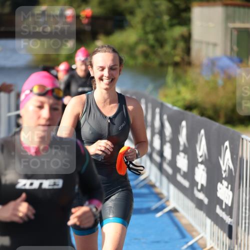 25.08.2024 - Elbe Triathlon Hamburg H.Heesch http://msf.ph/oto/6831278 25.08.2024 09:37:53 Schwimmen 457, 472, 488, 491, 500, 524, 538, 549 meine-sportfotos.de