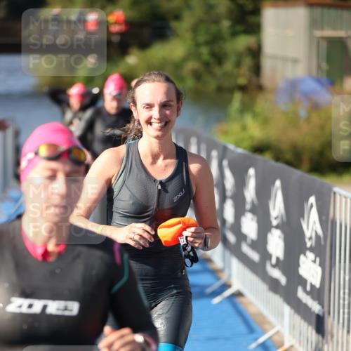 25.08.2024 - Elbe Triathlon Hamburg H.Heesch http://msf.ph/oto/6831291 25.08.2024 09:37:53 Schwimmen 457, 472, 488, 491, 500, 524, 538, 549 meine-sportfotos.de