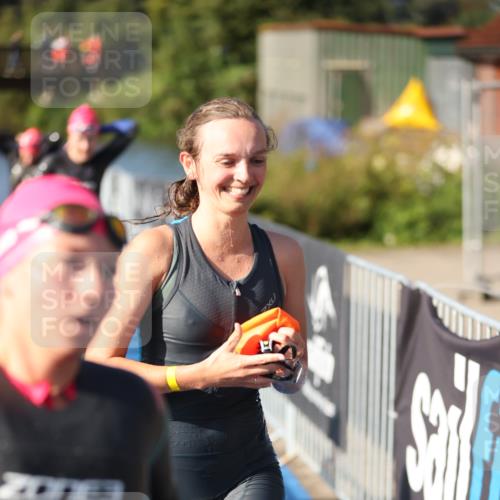 25.08.2024 - Elbe Triathlon Hamburg H.Heesch http://msf.ph/oto/6831323 25.08.2024 09:37:54 Schwimmen 457, 472, 488, 491, 500, 524, 538, 549 meine-sportfotos.de