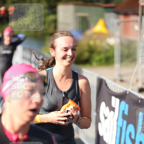 25.08.2024 - Elbe Triathlon Hamburg H.Heesch http://msf.ph/oto/6831337 25.08.2024 09:37:54 Schwimmen 457, 472, 488, 491, 500, 524, 538, 549 meine-sportfotos.de