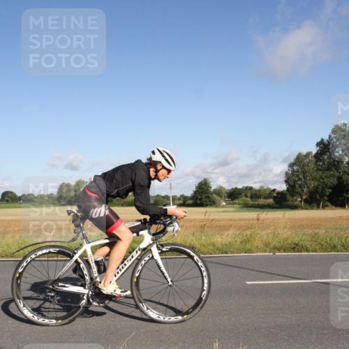 25.08.2024 - Elbe Triathlon Hamburg Fuchs,  Jonas http://msf.ph/oto/6831386 25.08.2024 09:31:26 Radfahren 72, 277, 125, 351, 223, 242 meine-sportfotos.de