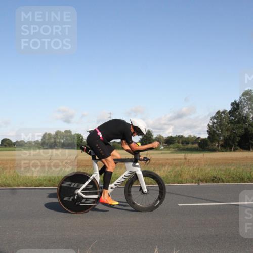 25.08.2024 - Elbe Triathlon Hamburg Fuchs,  Jonas http://msf.ph/oto/6831462 25.08.2024 09:32:00 Radfahren 175, 321, 356, 139, 396, 229, 423, 206, 345 meine-sportfotos.de