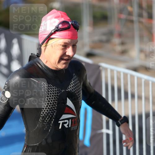 25.08.2024 - Elbe Triathlon Hamburg H.Heesch http://msf.ph/oto/6831465 25.08.2024 09:37:59 Schwimmen 457, 472, 491, 499, 500, 524, 538, 549 meine-sportfotos.de