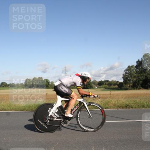 25.08.2024 - Elbe Triathlon Hamburg Fuchs,  Jonas http://msf.ph/oto/6831494 25.08.2024 09:32:17 Radfahren 59, 73, 99, 339, 107 meine-sportfotos.de