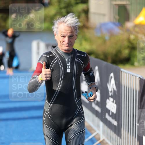 25.08.2024 - Elbe Triathlon Hamburg H.Heesch http://msf.ph/oto/6831544 25.08.2024 09:38:04 Schwimmen 457, 472, 491, 499, 524, 538, 542, 549 meine-sportfotos.de