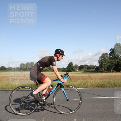 25.08.2024 - Elbe Triathlon Hamburg Fuchs,  Jonas http://msf.ph/oto/6831546 25.08.2024 09:32:45 Radfahren 441, 177 meine-sportfotos.de