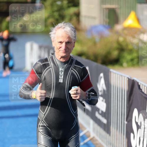 25.08.2024 - Elbe Triathlon Hamburg H.Heesch http://msf.ph/oto/6831557 25.08.2024 09:38:04 Schwimmen 457, 472, 491, 499, 524, 538, 542, 549 meine-sportfotos.de