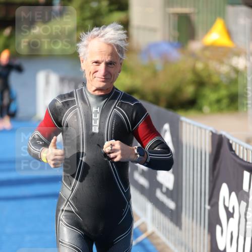25.08.2024 - Elbe Triathlon Hamburg H.Heesch http://msf.ph/oto/6831564 25.08.2024 09:38:04 Schwimmen 457, 472, 491, 499, 524, 538, 542, 549 meine-sportfotos.de