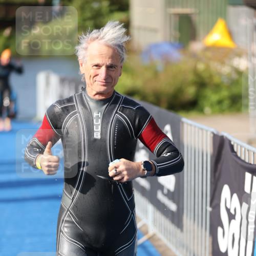 25.08.2024 - Elbe Triathlon Hamburg H.Heesch http://msf.ph/oto/6831568 25.08.2024 09:38:04 Schwimmen 457, 472, 491, 499, 524, 538, 542, 549 meine-sportfotos.de