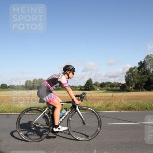 25.08.2024 - Elbe Triathlon Hamburg Fuchs,  Jonas http://msf.ph/oto/6831589 25.08.2024 09:33:25 Radfahren 172, 313, 108, 364 meine-sportfotos.de