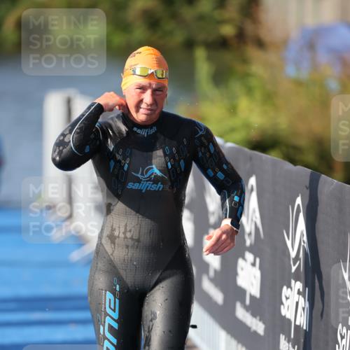 25.08.2024 - Elbe Triathlon Hamburg H.Heesch http://msf.ph/oto/6831590 25.08.2024 09:38:10 Schwimmen 457, 472, 499, 524, 538, 542, 549 meine-sportfotos.de