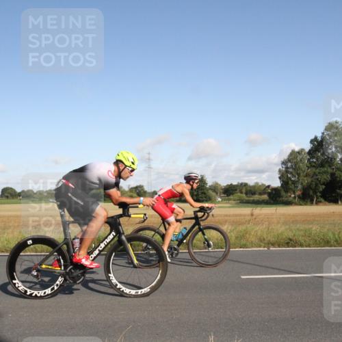25.08.2024 - Elbe Triathlon Hamburg Fuchs,  Jonas http://msf.ph/oto/6831599 25.08.2024 09:33:32 Radfahren 108, 364, 486, 353, 323, 181 meine-sportfotos.de