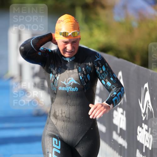 25.08.2024 - Elbe Triathlon Hamburg H.Heesch http://msf.ph/oto/6831643 25.08.2024 09:38:10 Schwimmen 457, 472, 499, 524, 538, 542, 549 meine-sportfotos.de