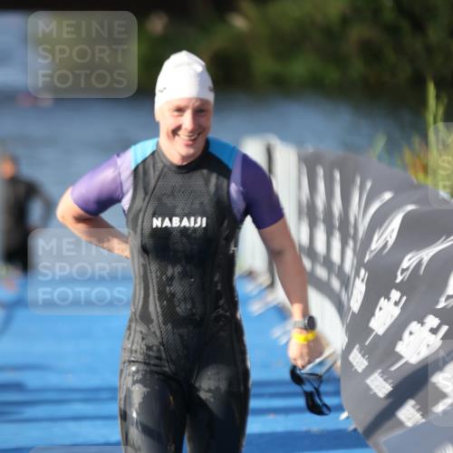 25.08.2024 - Elbe Triathlon Hamburg H.Heesch http://msf.ph/oto/6831676 25.08.2024 09:38:13 Schwimmen 457, 499, 524, 538, 542, 549 meine-sportfotos.de