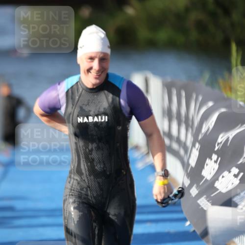 25.08.2024 - Elbe Triathlon Hamburg H.Heesch http://msf.ph/oto/6831682 25.08.2024 09:38:13 Schwimmen 457, 499, 524, 538, 542, 549 meine-sportfotos.de