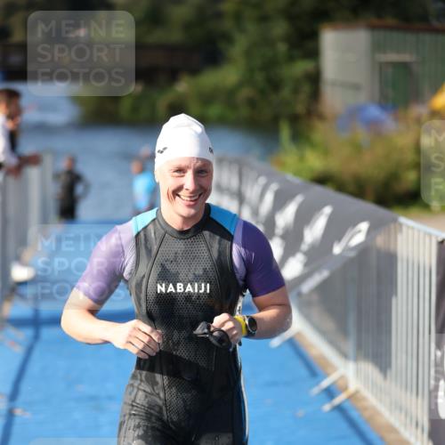 25.08.2024 - Elbe Triathlon Hamburg H.Heesch http://msf.ph/oto/6831748 25.08.2024 09:38:15 Schwimmen 457, 499, 524, 538, 542, 549 meine-sportfotos.de