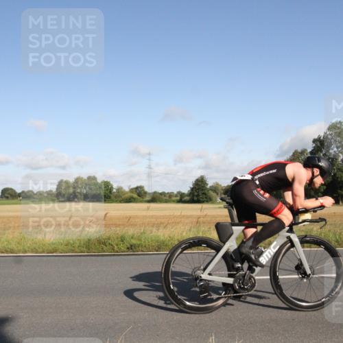 25.08.2024 - Elbe Triathlon Hamburg Fuchs,  Jonas http://msf.ph/oto/6831790 25.08.2024 09:35:29 Radfahren 298, 188, 399, 197 meine-sportfotos.de