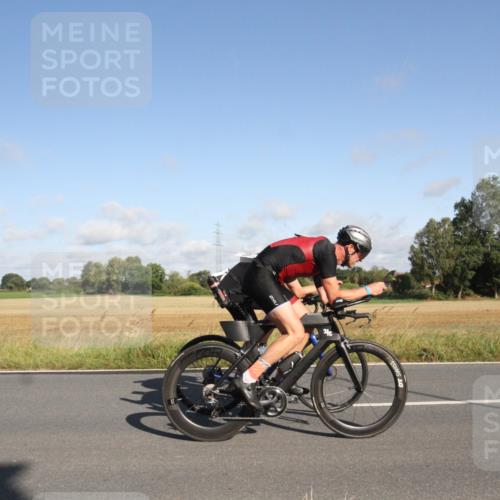 25.08.2024 - Elbe Triathlon Hamburg Fuchs,  Jonas http://msf.ph/oto/6831851 25.08.2024 09:36:25 Radfahren 258, 410, 119 meine-sportfotos.de