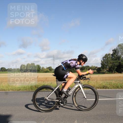 25.08.2024 - Elbe Triathlon Hamburg Fuchs,  Jonas http://msf.ph/oto/6831990 25.08.2024 09:38:17 Radfahren 479, 464 meine-sportfotos.de