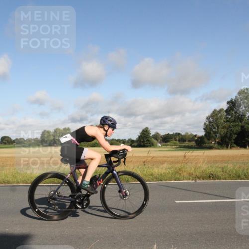 25.08.2024 - Elbe Triathlon Hamburg Fuchs,  Jonas http://msf.ph/oto/6832170 25.08.2024 09:39:53 Radfahren 122, 237, 414, 117, 283, 451 meine-sportfotos.de