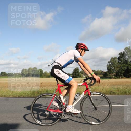 25.08.2024 - Elbe Triathlon Hamburg Fuchs,  Jonas http://msf.ph/oto/6832264 25.08.2024 09:41:00 Radfahren 210, 303, 244 meine-sportfotos.de