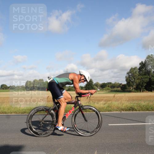 25.08.2024 - Elbe Triathlon Hamburg Fuchs,  Jonas http://msf.ph/oto/6832277 25.08.2024 09:41:07 Radfahren 303, 244, 443, 548, 207, 110, 236 meine-sportfotos.de