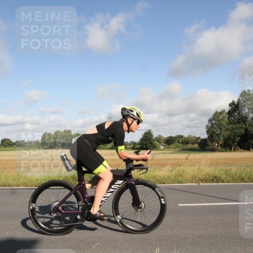 25.08.2024 - Elbe Triathlon Hamburg Fuchs,  Jonas http://msf.ph/oto/6832283 25.08.2024 09:41:11 Radfahren 443, 548, 207, 110, 236, 163, 193 meine-sportfotos.de