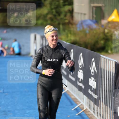 25.08.2024 - Elbe Triathlon Hamburg H.Heesch http://msf.ph/oto/6832288 25.08.2024 09:39:56 Schwimmen 477, 504, 518, 519 meine-sportfotos.de