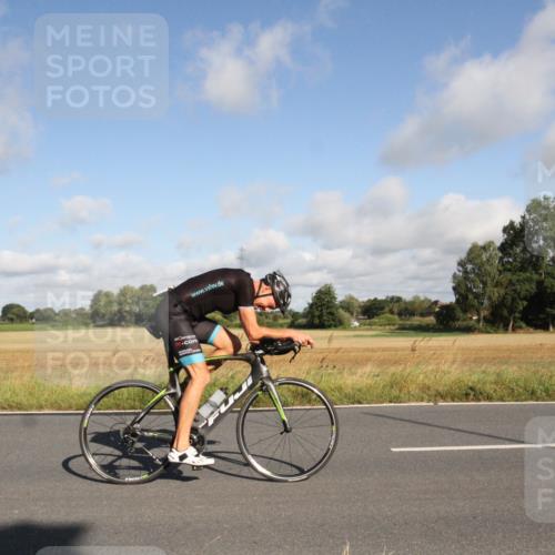 25.08.2024 - Elbe Triathlon Hamburg Fuchs,  Jonas http://msf.ph/oto/6832306 25.08.2024 09:41:14 Radfahren 548, 207, 110, 236, 163, 193, 180, 185, 293 meine-sportfotos.de