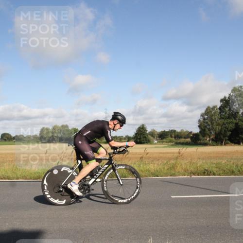25.08.2024 - Elbe Triathlon Hamburg Fuchs,  Jonas http://msf.ph/oto/6832418 25.08.2024 09:42:14 Radfahren 262, 358, 485, 398, 515, 166 meine-sportfotos.de