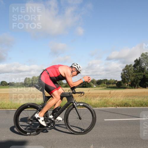 25.08.2024 - Elbe Triathlon Hamburg Fuchs,  Jonas http://msf.ph/oto/6832451 25.08.2024 09:42:31 Radfahren 545, 285, 235, 372, 378, 215, 157, 525 meine-sportfotos.de