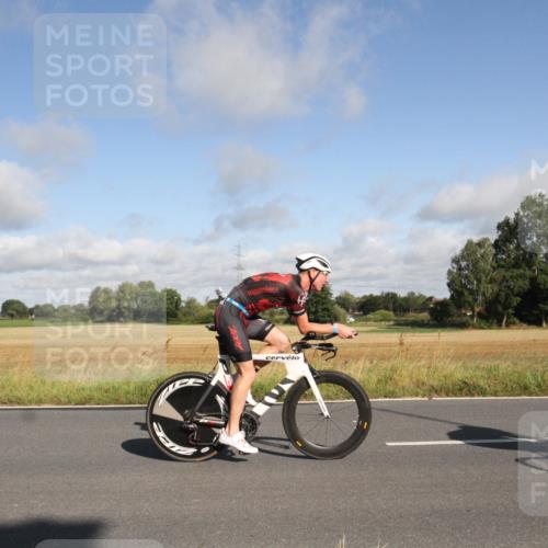 25.08.2024 - Elbe Triathlon Hamburg Fuchs,  Jonas http://msf.ph/oto/6832478 25.08.2024 09:42:44 Radfahren 543, 359, 282, 497 meine-sportfotos.de
