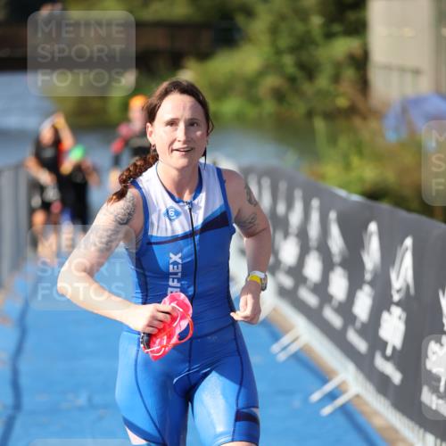 25.08.2024 - Elbe Triathlon Hamburg H.Heesch http://msf.ph/oto/6832490 25.08.2024 09:40:09 Schwimmen 477, 504, 518 meine-sportfotos.de
