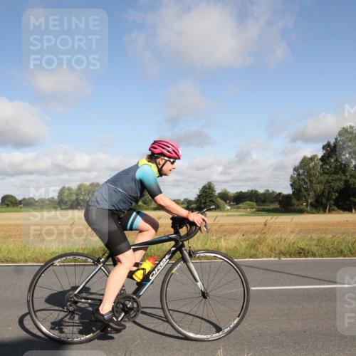 25.08.2024 - Elbe Triathlon Hamburg Fuchs,  Jonas http://msf.ph/oto/6832499 25.08.2024 09:43:00 Radfahren 442, 435, 143, 333, 134, 468 meine-sportfotos.de