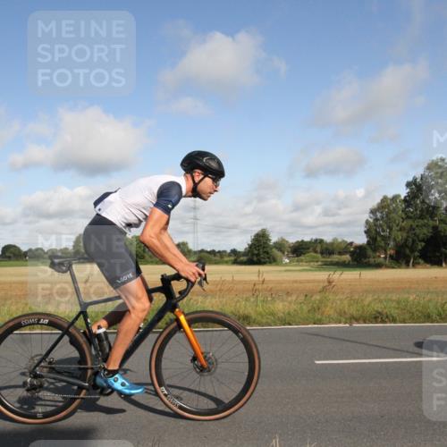 25.08.2024 - Elbe Triathlon Hamburg Fuchs,  Jonas http://msf.ph/oto/6832587 25.08.2024 09:43:54 Radfahren 362, 270, 341, 251 meine-sportfotos.de