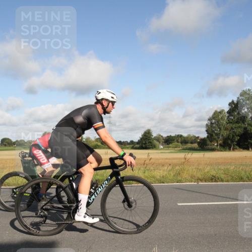 25.08.2024 - Elbe Triathlon Hamburg Fuchs,  Jonas http://msf.ph/oto/6832631 25.08.2024 09:44:25 Radfahren 249, 396, 242, 231, 384, 290 meine-sportfotos.de