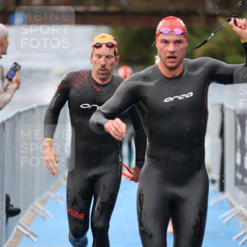 25.08.2024 - Elbe Triathlon Hamburg H.Heesch http://msf.ph/oto/6832669 25.08.2024 08:31:55 Schwimmen 34, 39, 40, 71, 75, 81, 89, 92, 100 meine-sportfotos.de