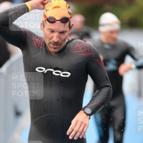 25.08.2024 - Elbe Triathlon Hamburg H.Heesch http://msf.ph/oto/6832730 25.08.2024 08:31:57 Schwimmen 34, 39, 40, 71, 75, 81, 89, 92, 100 meine-sportfotos.de