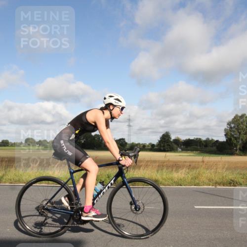 25.08.2024 - Elbe Triathlon Hamburg Fuchs,  Jonas http://msf.ph/oto/6832817 25.08.2024 09:45:52 Radfahren 483, 547, 214, 137, 514, 476, 418, 336, 229 meine-sportfotos.de