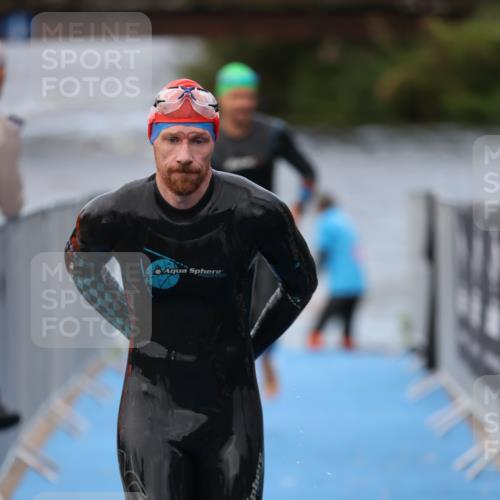 25.08.2024 - Elbe Triathlon Hamburg H.Heesch http://msf.ph/oto/6832846 25.08.2024 08:32:02 Schwimmen 34, 39, 56, 71, 75, 81, 89, 92, 100 meine-sportfotos.de