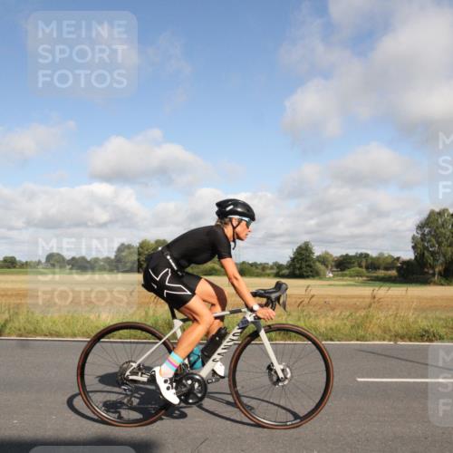 25.08.2024 - Elbe Triathlon Hamburg Fuchs,  Jonas http://msf.ph/oto/6832858 25.08.2024 09:46:09 Radfahren 461, 114, 539, 321 meine-sportfotos.de
