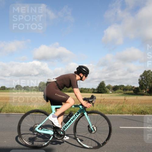 25.08.2024 - Elbe Triathlon Hamburg Fuchs,  Jonas http://msf.ph/oto/6832867 25.08.2024 09:46:17 Radfahren 321, 473 meine-sportfotos.de