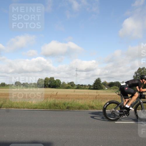 25.08.2024 - Elbe Triathlon Hamburg Fuchs,  Jonas http://msf.ph/oto/6832886 25.08.2024 09:46:37 Radfahren 250, 313, 173, 312, 286 meine-sportfotos.de