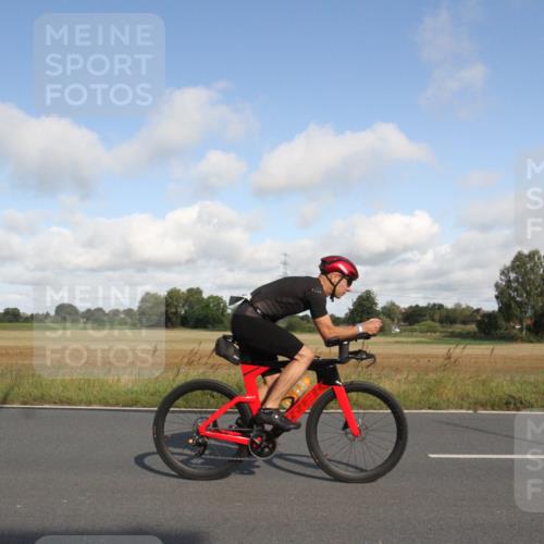 25.08.2024 - Elbe Triathlon Hamburg Fuchs,  Jonas http://msf.ph/oto/6832966 25.08.2024 09:47:24 Radfahren 136, 532, 487, 441, 271, 488, 493 meine-sportfotos.de