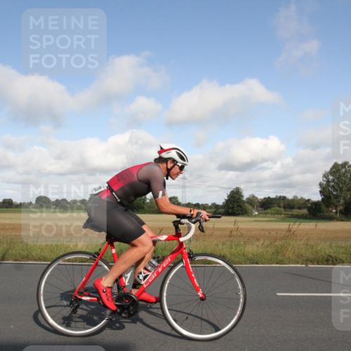 25.08.2024 - Elbe Triathlon Hamburg Fuchs,  Jonas http://msf.ph/oto/6832969 25.08.2024 09:47:25 Radfahren 532, 487, 441, 271, 488, 493, 223, 245 meine-sportfotos.de