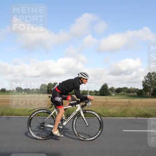 25.08.2024 - Elbe Triathlon Hamburg Fuchs,  Jonas http://msf.ph/oto/6833017 25.08.2024 09:47:57 Radfahren 424, 356, 304, 350, 125, 182, 423 meine-sportfotos.de