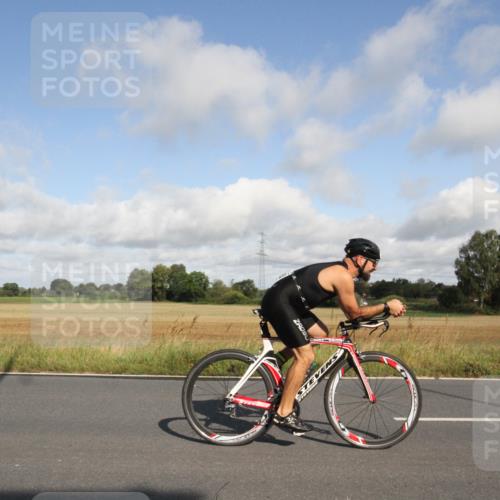 25.08.2024 - Elbe Triathlon Hamburg Fuchs,  Jonas http://msf.ph/oto/6833066 25.08.2024 09:48:34 Radfahren 366, 549, 352, 472, 127, 478, 311 meine-sportfotos.de
