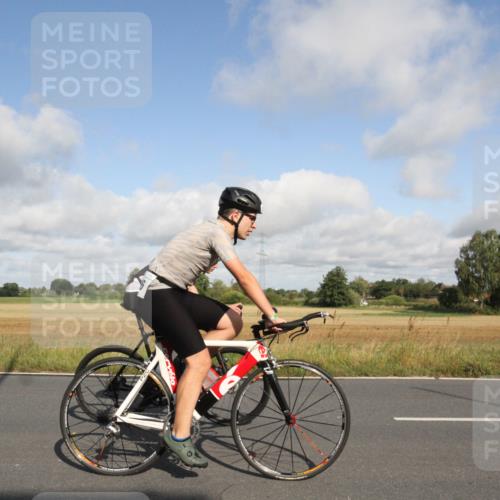 25.08.2024 - Elbe Triathlon Hamburg Fuchs,  Jonas http://msf.ph/oto/6833116 25.08.2024 09:49:14 Radfahren 175, 232, 206 meine-sportfotos.de